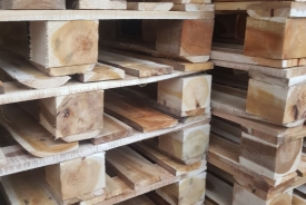 PALLET KCN PHONG PHÚ HCM 